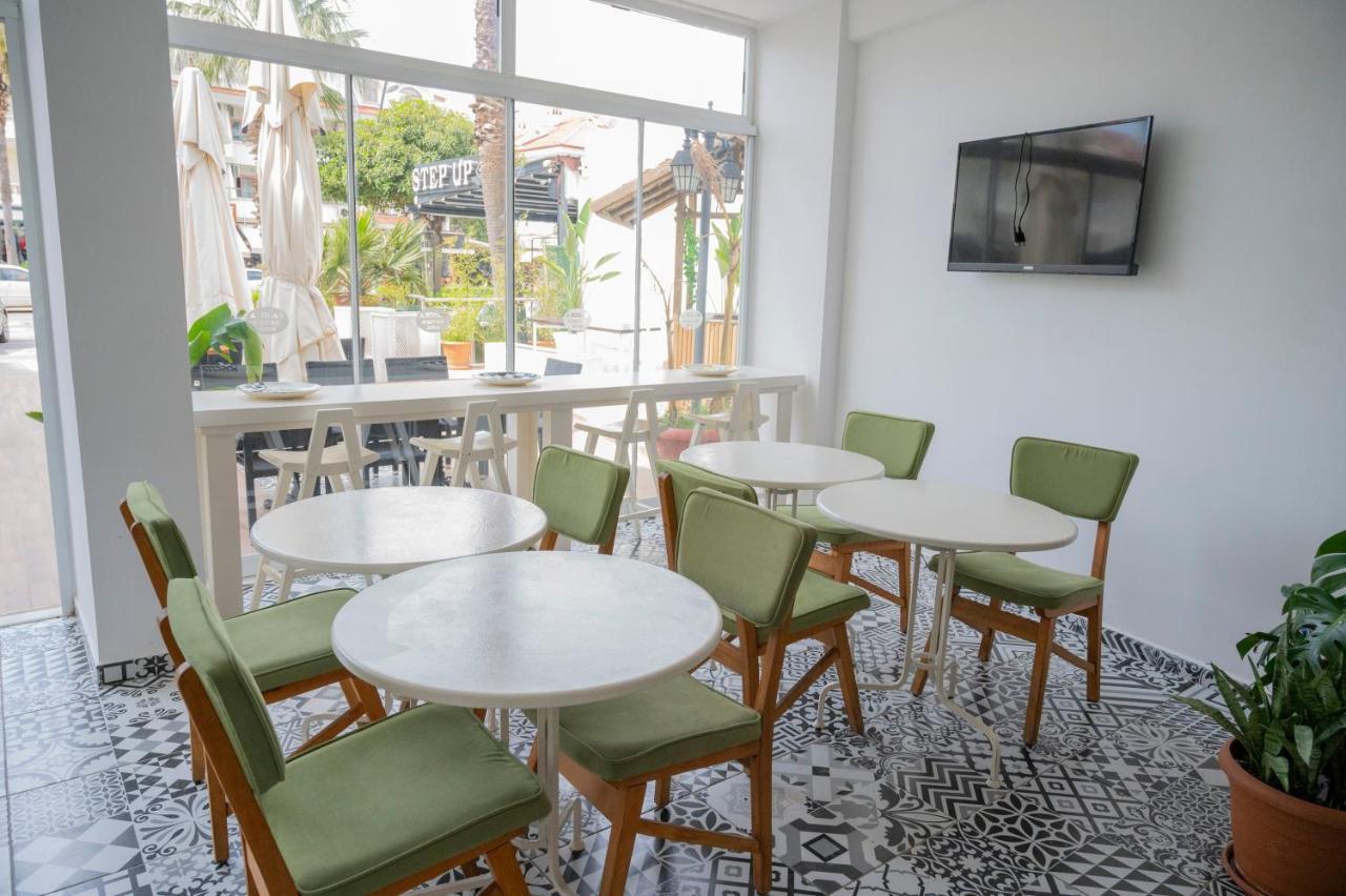 Badoka Boutique Hotel 말마리스 외부 사진