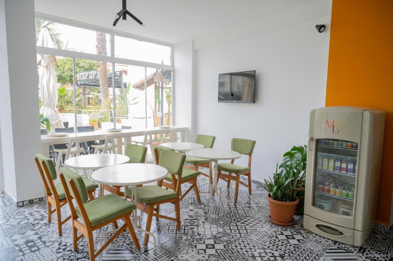 Badoka Boutique Hotel 말마리스 외부 사진