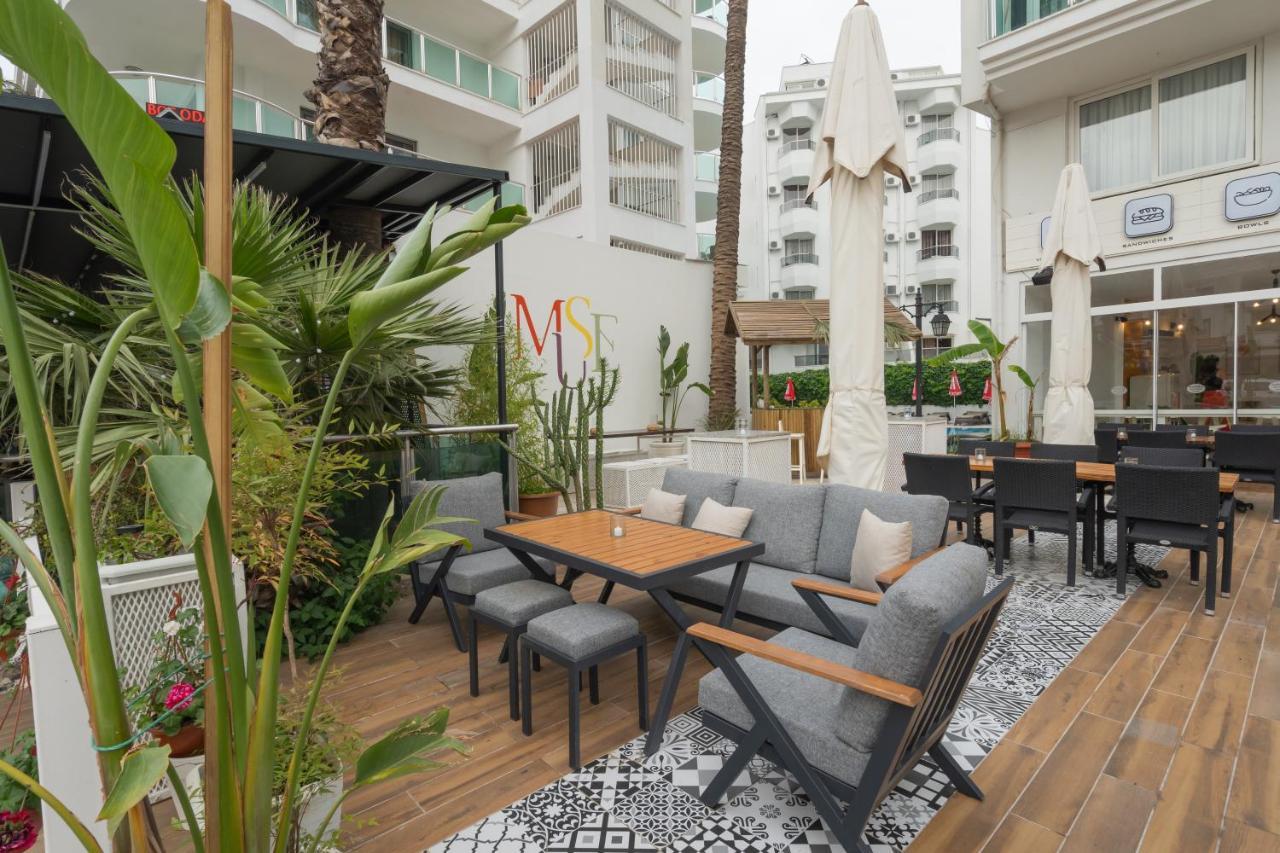 Badoka Boutique Hotel 말마리스 외부 사진