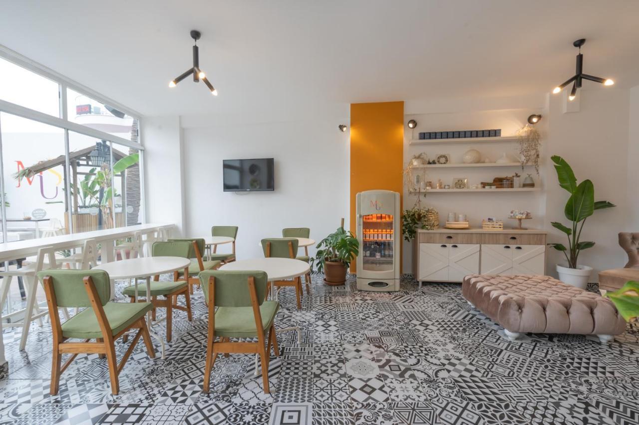 Badoka Boutique Hotel 말마리스 외부 사진